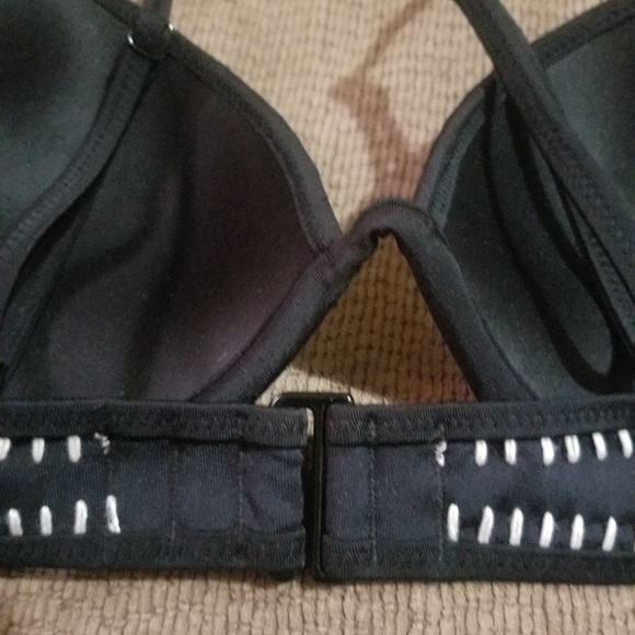 Victoria's Secret Bra Bikini top 34B very Sexy - Picture 6 of 7